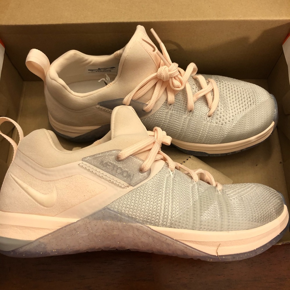 Nike Women Metcon Flyknit 3 Peach Running Shoes